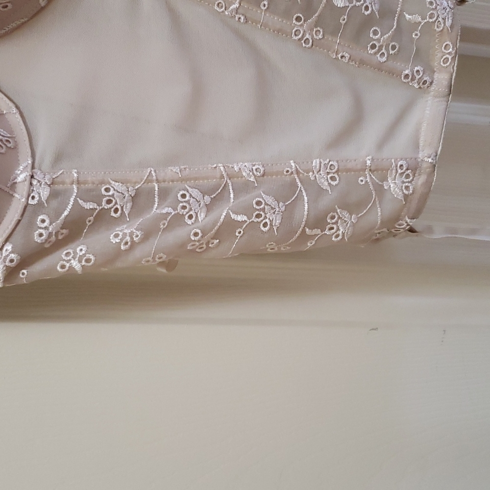 Rene Rofe elegant corset - Picture 3 of 10